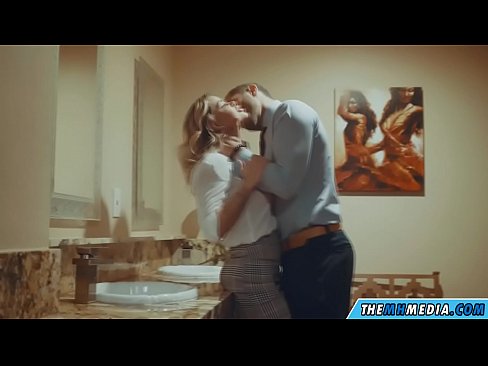 ❤️ Kai krūtininga blondinė vilioja tave viešajame tualete ❤️❌ Porno video prie porno lt.appassistance.ru ️❤